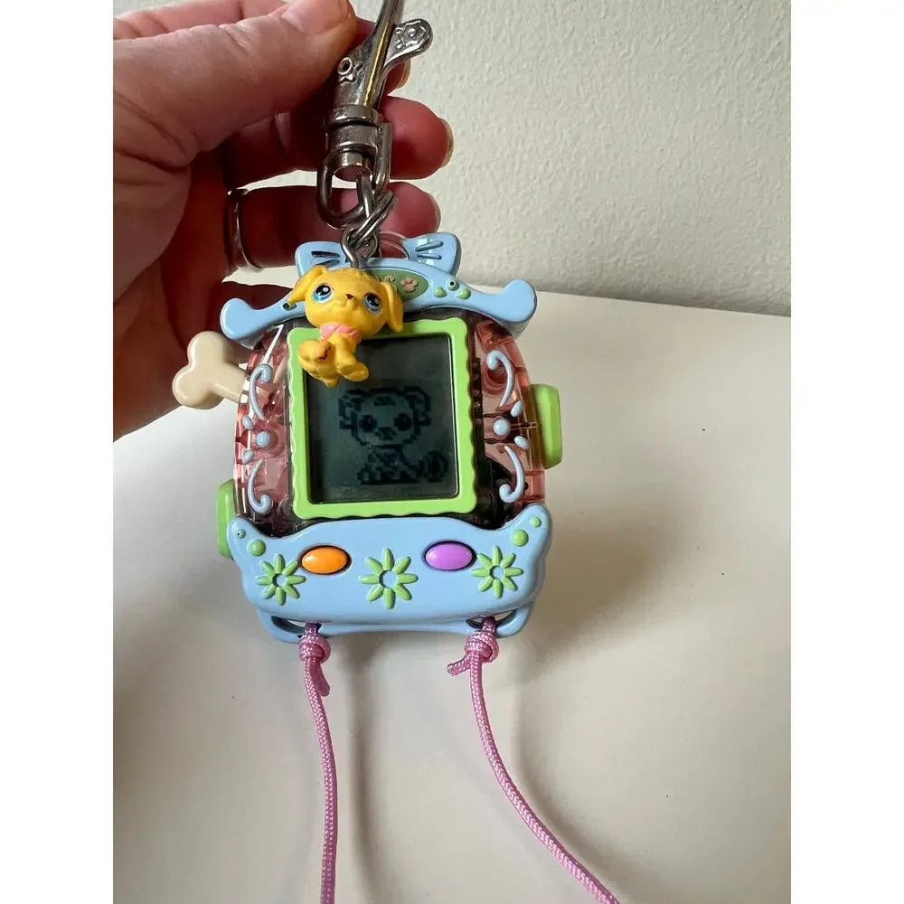 Hasbro 2005 LPS Littlest Pet Shop Digital Game Handheld Dog Virtual Works